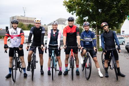 Sprejem kolesarjev na Zmagovalni turi za dober namen v Domžalah, foto: Jure Gubanc/Občina Domžale